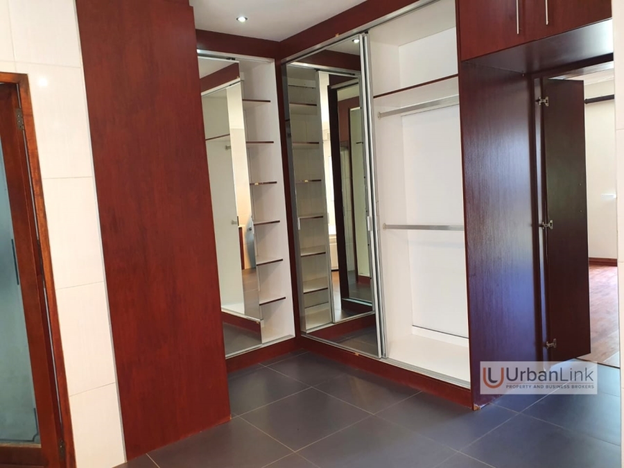 4 Bedroom Property for Sale in Safari Gardens North West